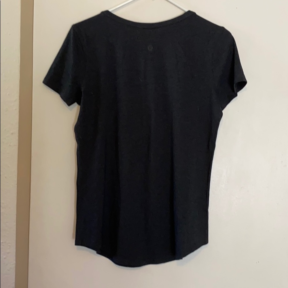 COPY - Lululemon Whistler Rare Canada Crew Tshirt 6 - Picture 3 of 4